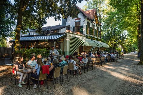 zoek restaurant in de buurt.